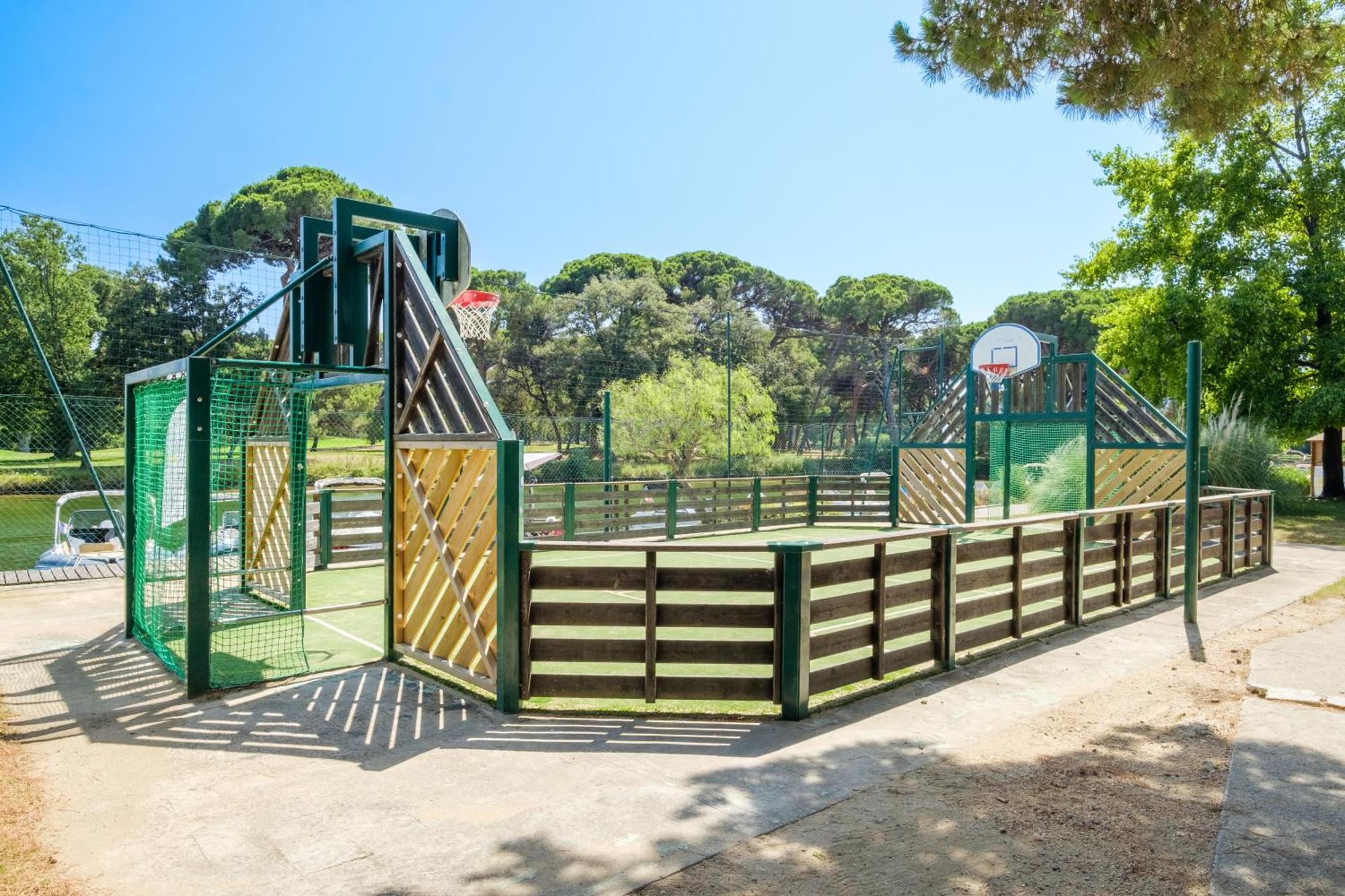 Résidence Pierre&Vacances Les Rives de Cannes Mandelieu Exterior foto